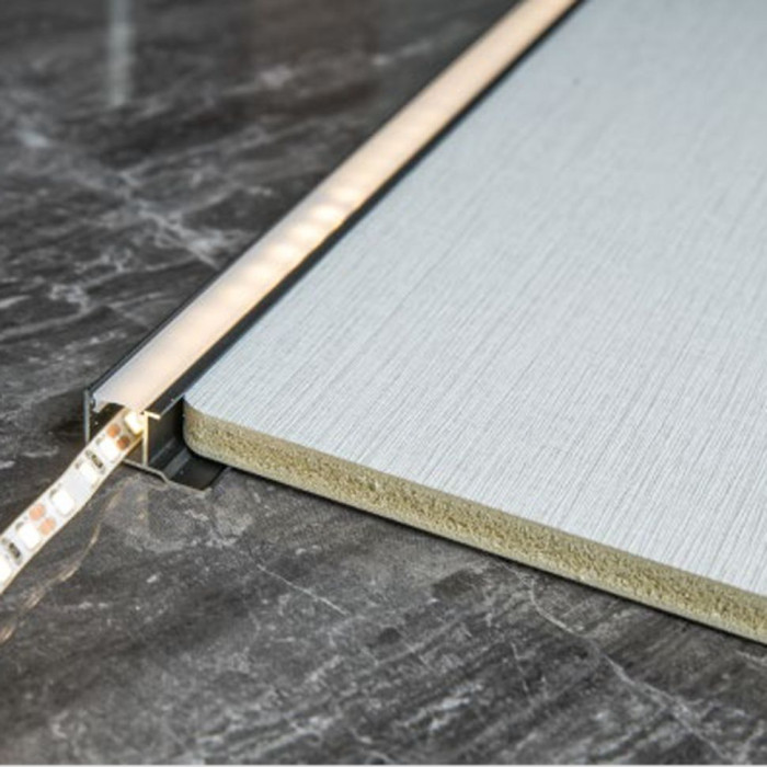 Профиль боковой финишный Baijiaxiang D1023